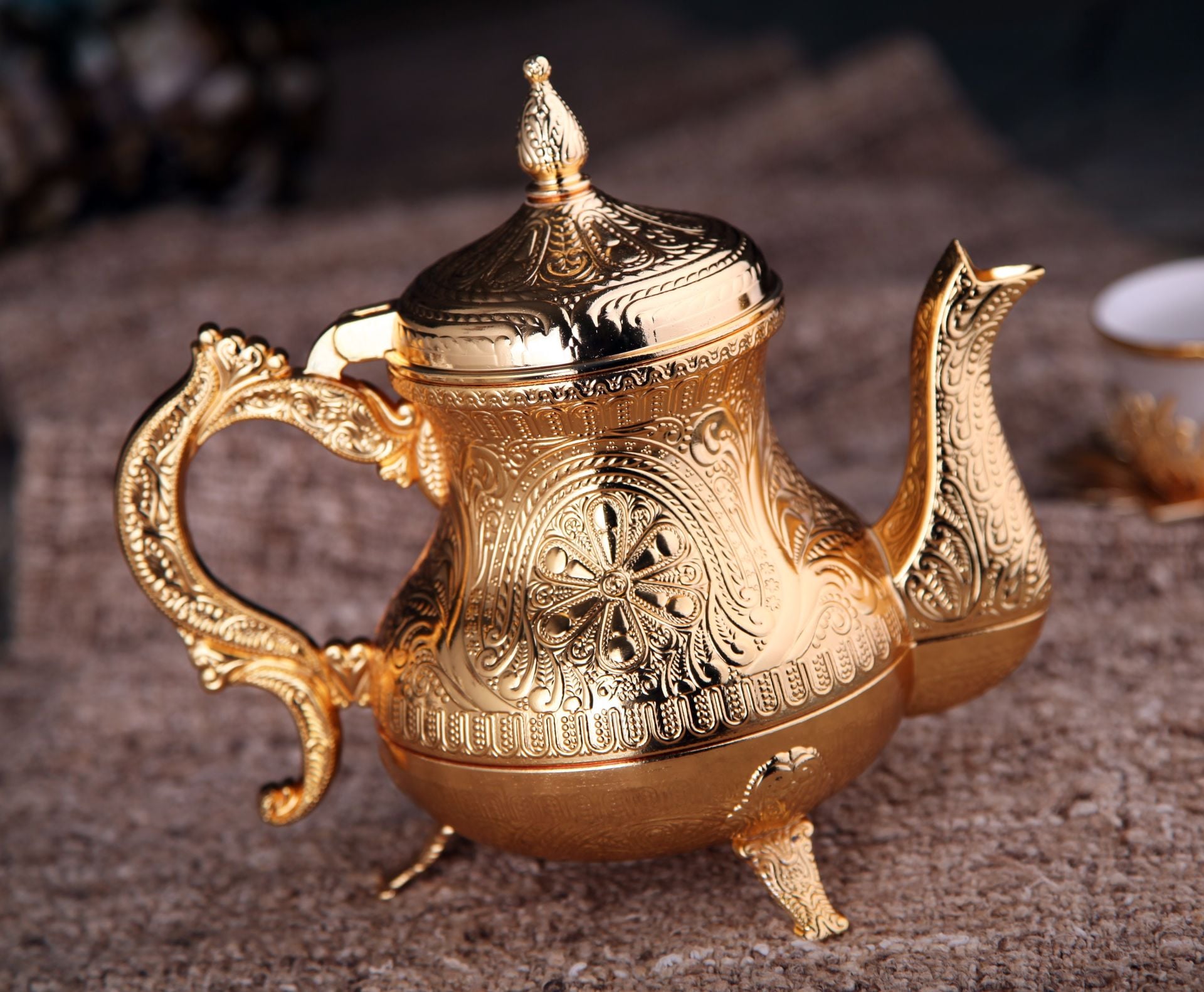 METAL DEMLİK - ALTIN