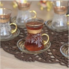 GRAVÜR DESENLİ KULPLU ÇAY SETİ ALTIN