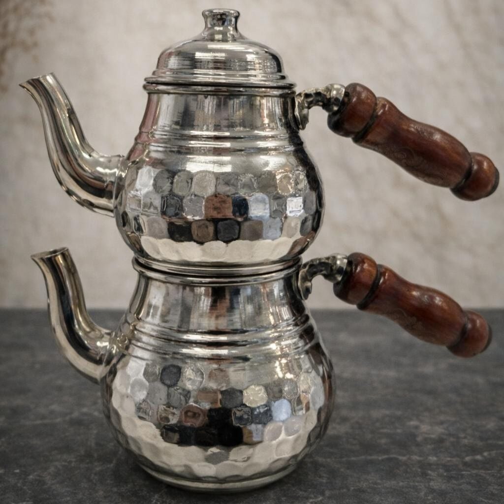 TEK KİŞİLİK MİNİ DÖVME BAKIR ÇAYDANLIK – GÜMÜŞ RENK