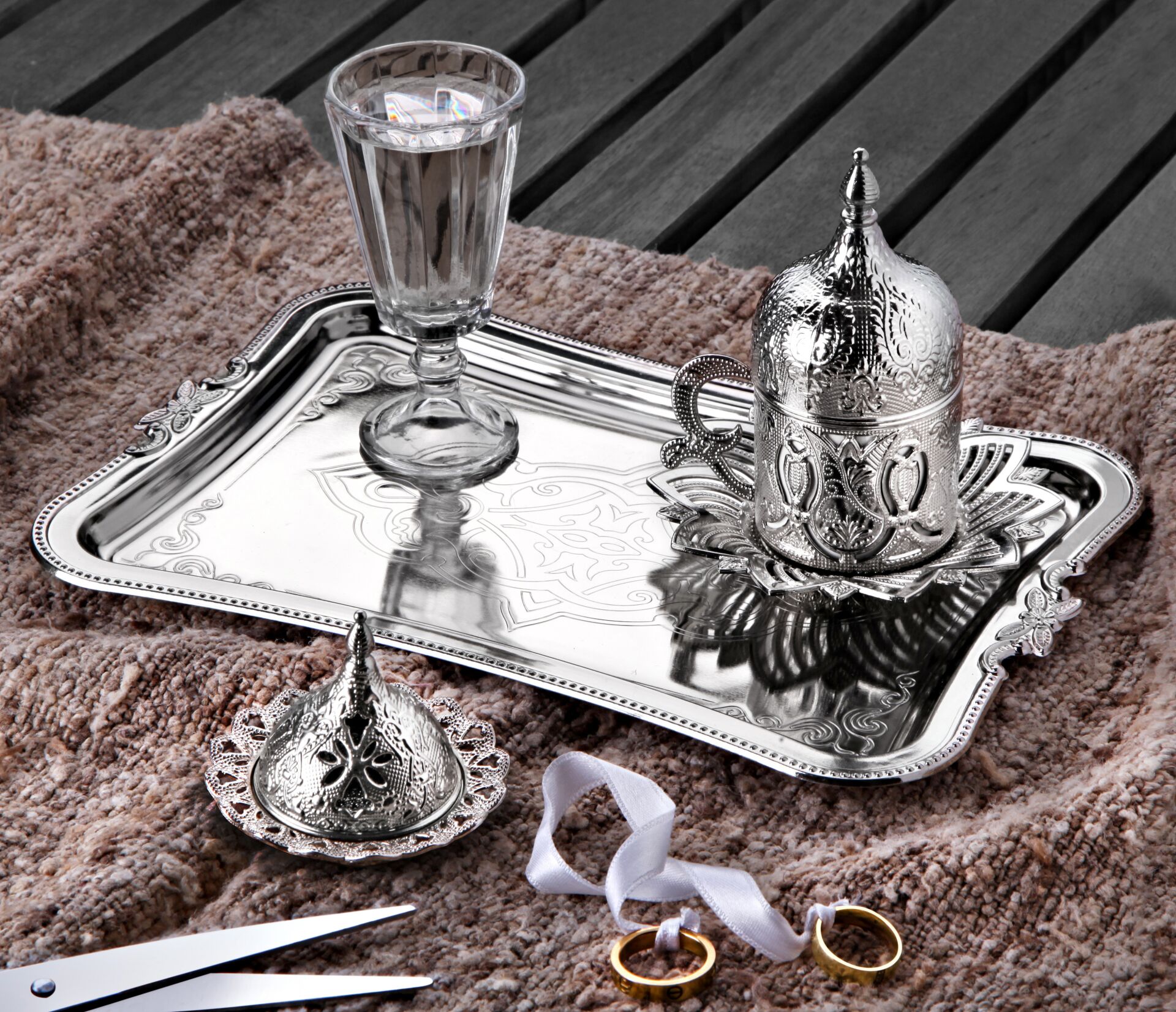 TEK KİŞİLİK DAMAT KAHVESİ SETİ – GÜMÜŞ ŞIKLIĞI VE ZARAFET