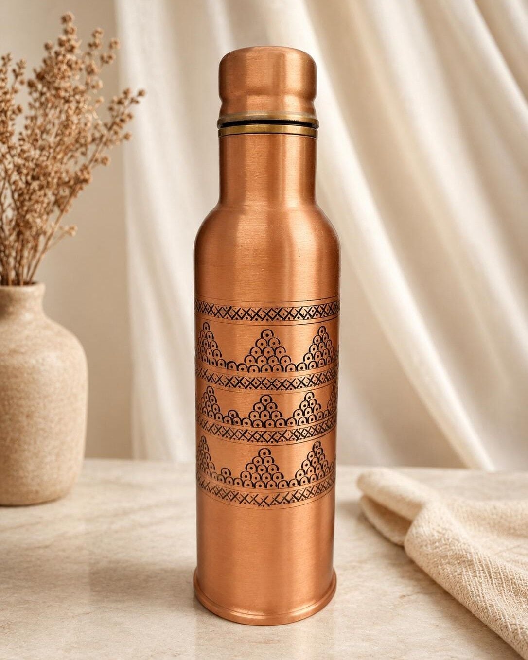 ÜZÜM DESENLİ MAT BAKIR MATARA – 0,6 LT